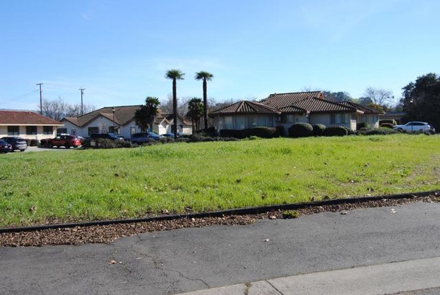 17705 Hale Ave, Morgan Hill, CA 95037