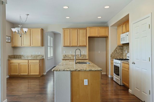 2236 Sabrina Way, Tracy, CA 95377