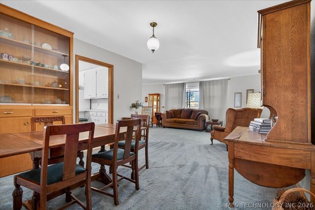 3939 Lakeview Drive, Bartlesville, OK 74006