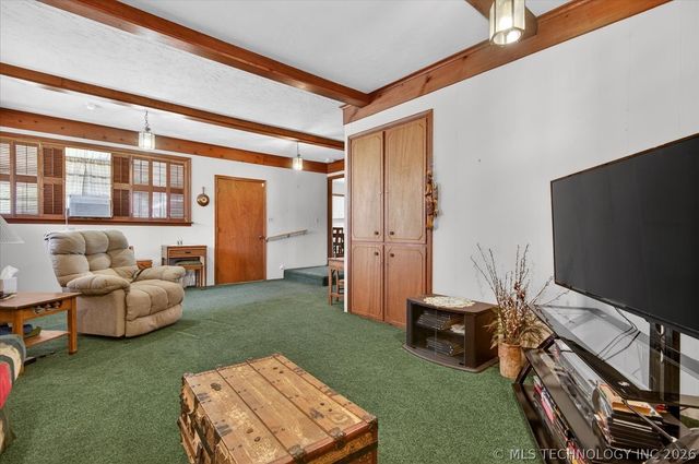 3939 Lakeview Drive, Bartlesville, OK 74006