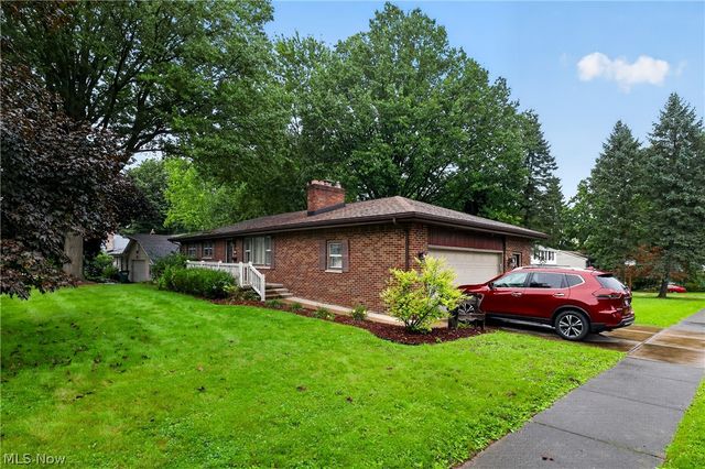620 Forest Ridge Drive, Boardman, OH 44512