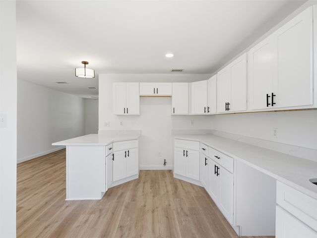 328 W Burton Street, Sherman, TX 75092
