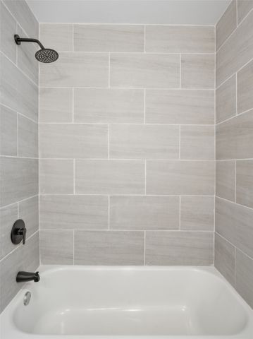 328 W Burton Street, Sherman, TX 75092