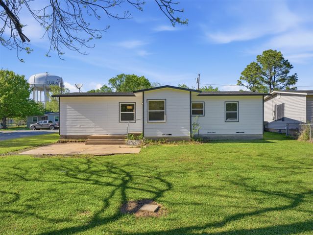 328 W Burton Street, Sherman, TX 75092