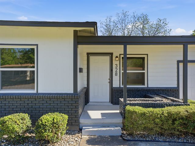328 W Burton Street, Sherman, TX 75092