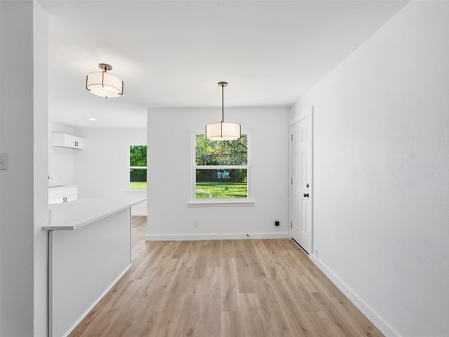 328 W Burton Street, Sherman, TX 75092