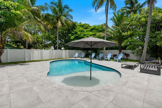 1619 NE 2ND Avenue, Delray Beach, FL 33444