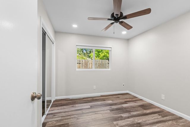 112 Sourdough Ct, Folsom, CA 95630