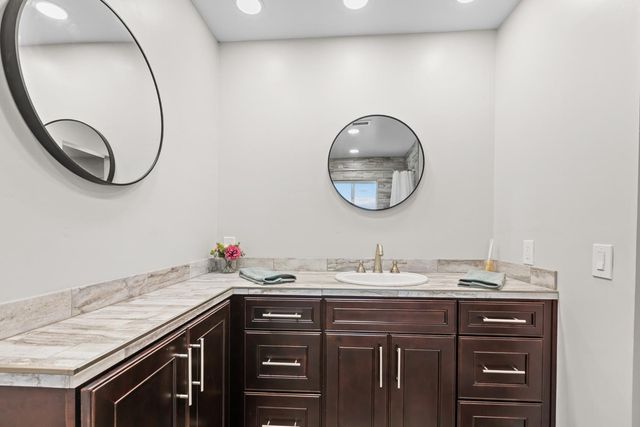 112 Sourdough Ct, Folsom, CA 95630