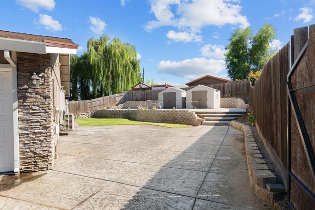 112 Sourdough Ct, Folsom, CA 95630