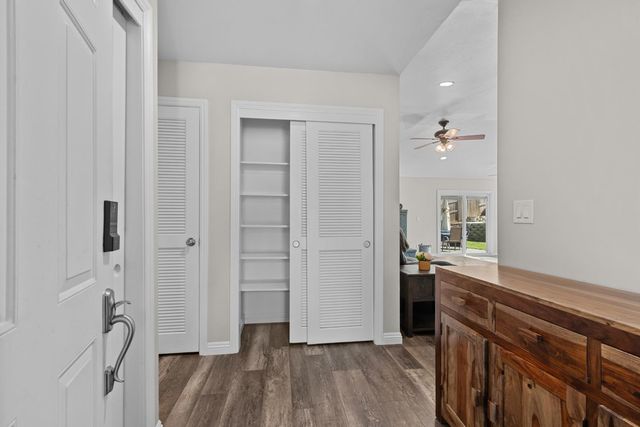 112 Sourdough Ct, Folsom, CA 95630