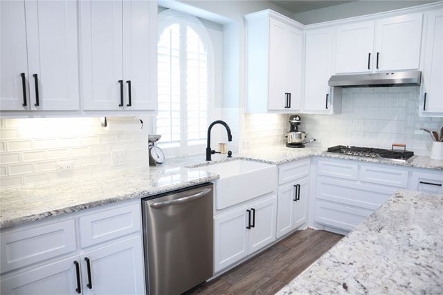 5124 Windstone Drive, Fort Worth, TX 76244