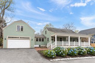16 Glenwood Ave, Winchester, MA 01890