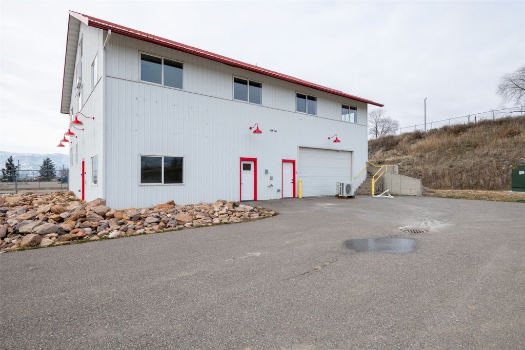 7890 Thornton Drive, Missoula, MT 59808