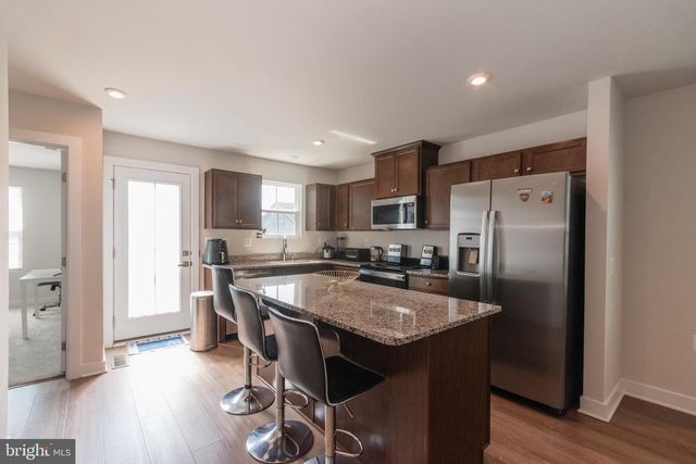 109 BLANTONS RD, Martinsburg, WV 25405