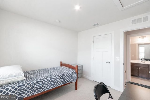 109 BLANTONS RD, Martinsburg, WV 25405