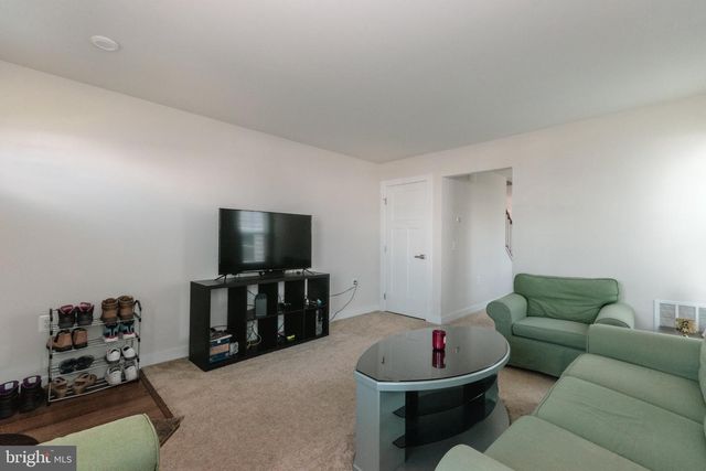 109 BLANTONS RD, Martinsburg, WV 25405