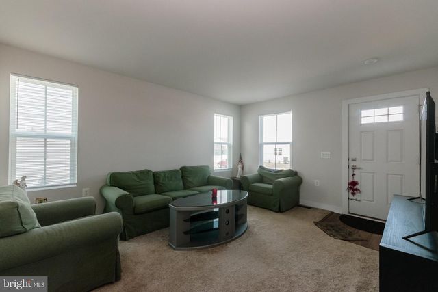 109 BLANTONS RD, Martinsburg, WV 25405