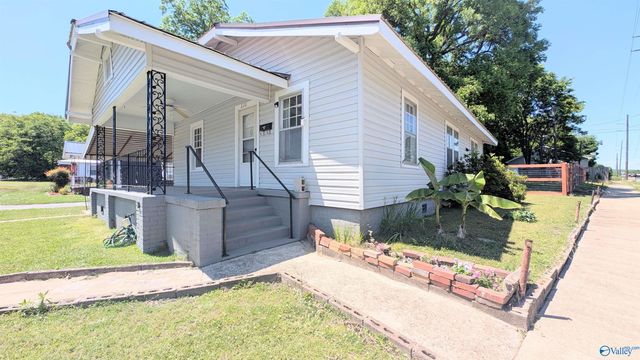 2201 Chestnut Street, Gadsden, AL 35904