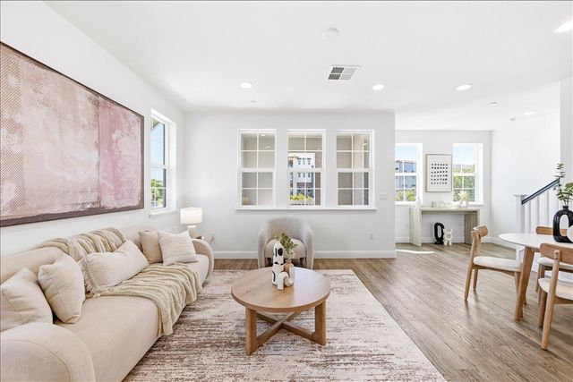 421 Montague, Milpitas, CA 95035