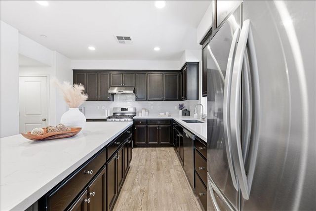 421 Montague, Milpitas, CA 95035