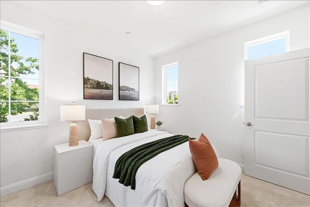 421 Montague, Milpitas, CA 95035
