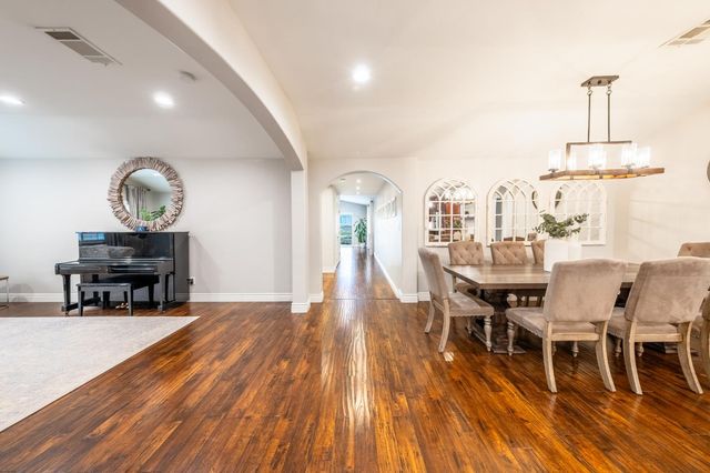 5326 Constellation Way, Sacramento, CA 95841