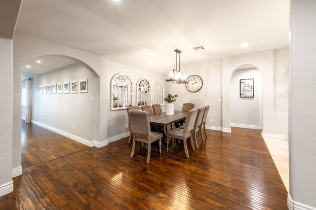 5326 Constellation Way, Sacramento, CA 95841