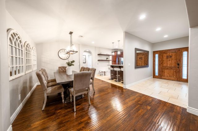 5326 Constellation Way, Sacramento, CA 95841