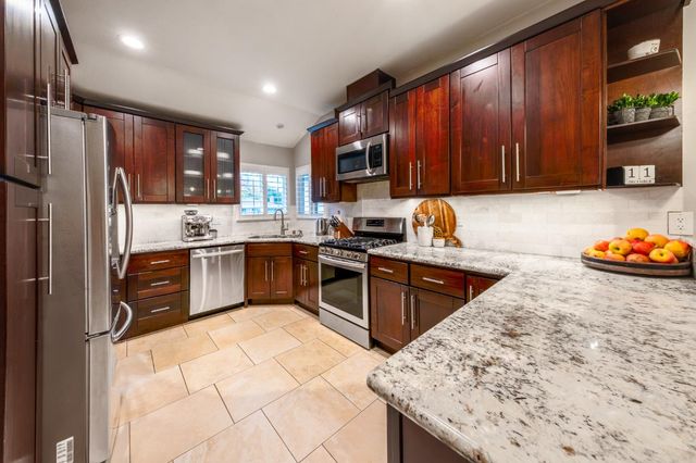 5326 Constellation Way, Sacramento, CA 95841