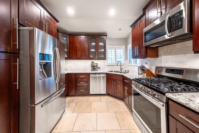 5326 Constellation Way, Sacramento, CA 95841