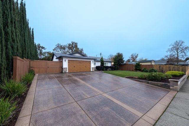 5326 Constellation Way, Sacramento, CA 95841