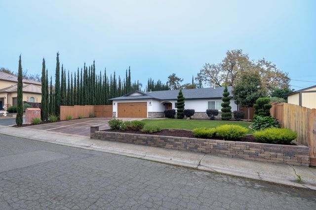 5326 Constellation Way, Sacramento, CA 95841