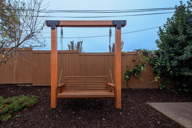 5326 Constellation Way, Sacramento, CA 95841