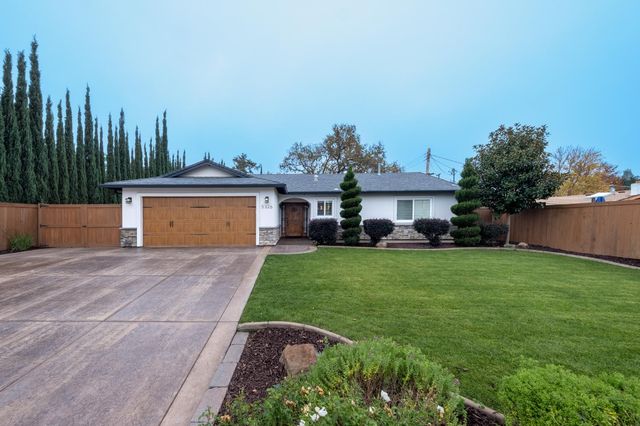 5326 Constellation Way, Sacramento, CA 95841