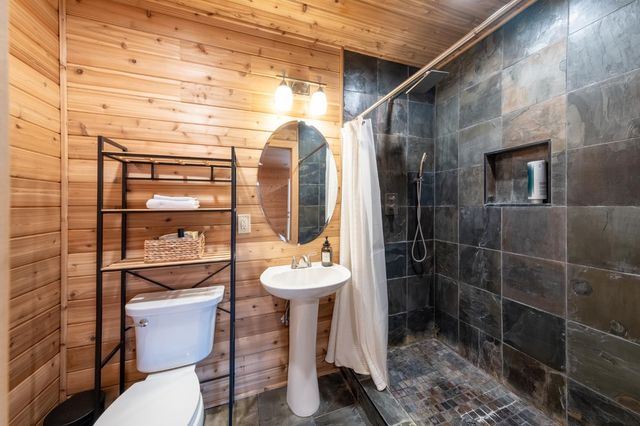 5326 Constellation Way, Sacramento, CA 95841