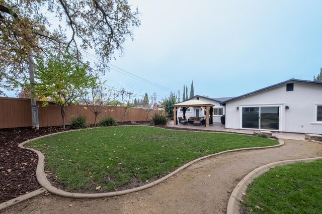 5326 Constellation Way, Sacramento, CA 95841