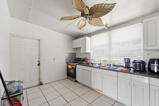 4440 NE 14th Avenue, Pompano Beach, FL 33064