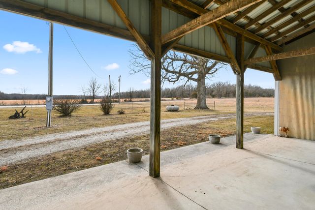 491 Sparrowhawk Road, Fordland, MO 65652