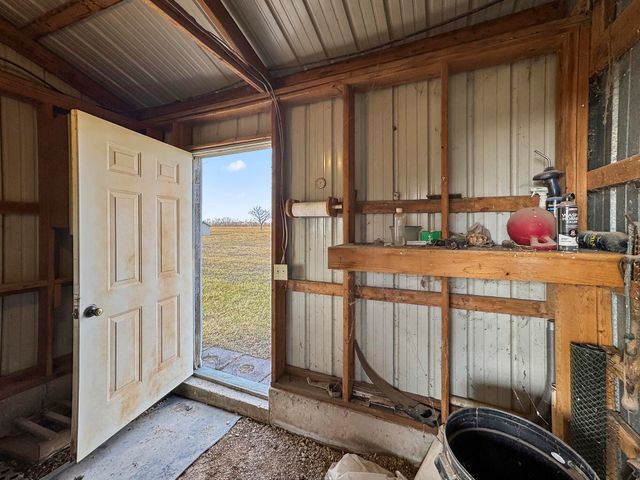 491 Sparrowhawk Road, Fordland, MO 65652