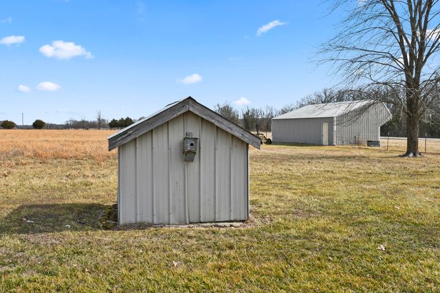 491 Sparrowhawk Road, Fordland, MO 65652