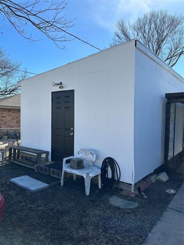 1302 W Tarrant Road, Grand Prairie, TX 75050