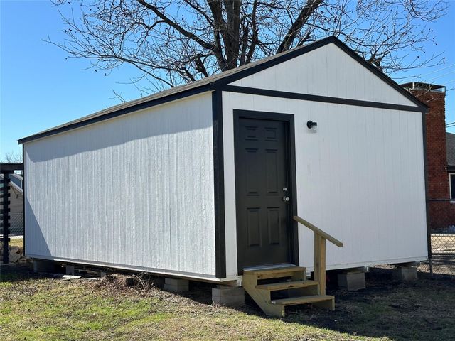 1302 W Tarrant Road, Grand Prairie, TX 75050