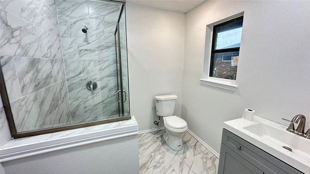 1302 W Tarrant Road, Grand Prairie, TX 75050