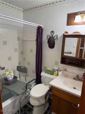 1791 Winterhaven Drive, Mogadore, OH 44260