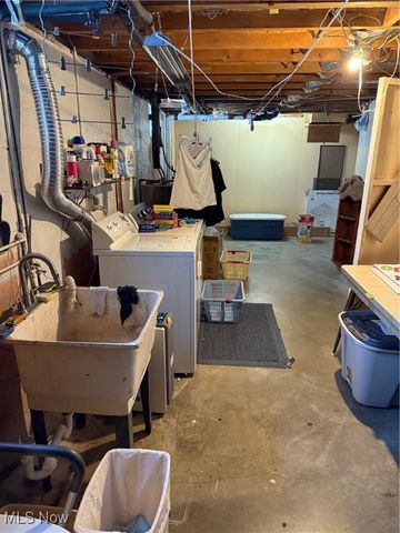 1791 Winterhaven Drive, Mogadore, OH 44260