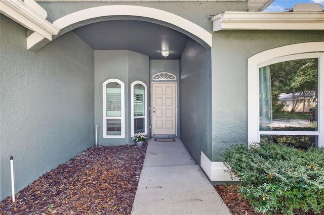 9305 KNIGHTSBRIDGE COURT, Tampa, FL 33647