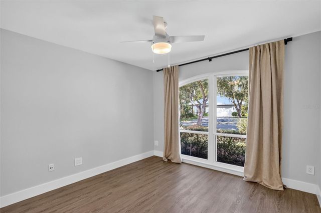 9305 KNIGHTSBRIDGE COURT, Tampa, FL 33647