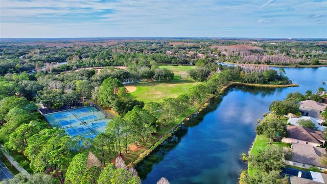 9305 KNIGHTSBRIDGE COURT, Tampa, FL 33647