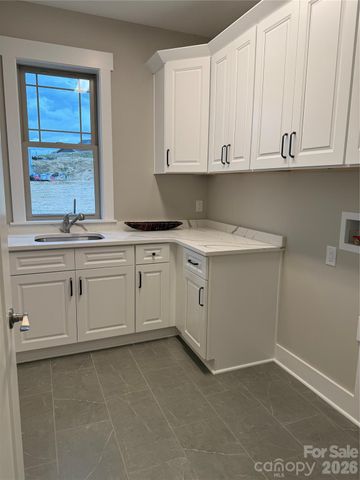 16 Craftsman Overlook Ridge 27, Arden, NC 28704